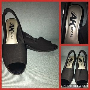 ⭐️GUC⭐️💙Anne Klein💙Sport Peep-Toe Wedged Sandals